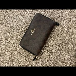 Coach zip around wallet